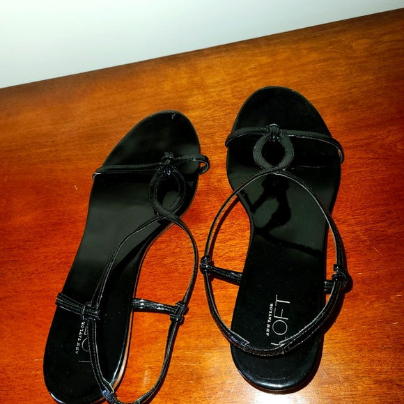 Black patent sandals - Picture 1 of 3